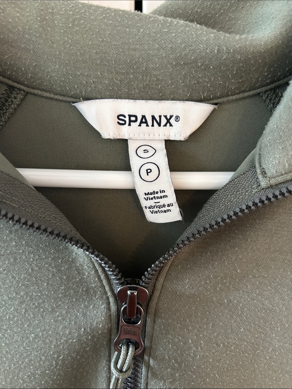 Spanx AirEssentials Half-Zip Pullover Small - Picture 3 of 4